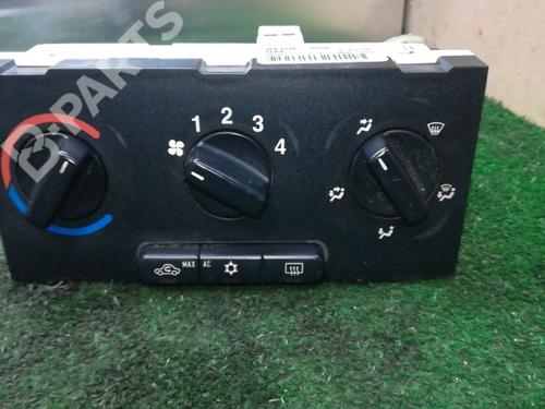 AC Styreenhet / Manøvreringsenhet OPEL ZAFIRA A MPV (T98) [1999-2006]  6227307