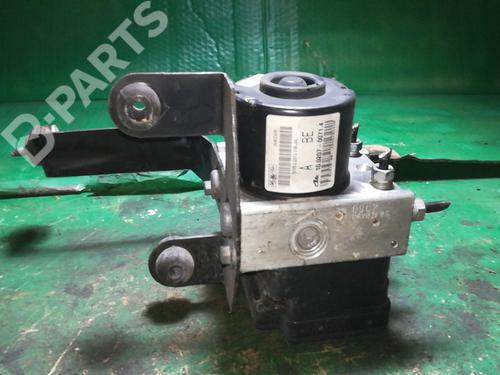 Używane Pompa ABS FORD FOCUS II (DA_, HCP, DP) 1.6 TDCi (100 hp) 6229159