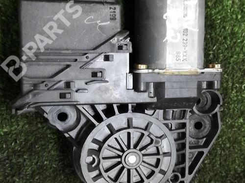 Rudehejsemotor bagstkærm venstre VW GOLF IV (1J1)  | BP6230385E23