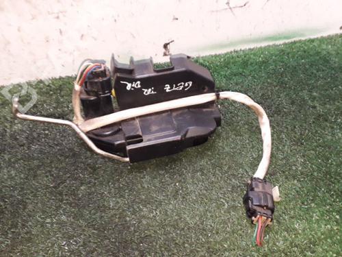 Używane Zamek drzwi tylnych prawych HYUNDAI GETZ (TB) [2001-2011]  6238733