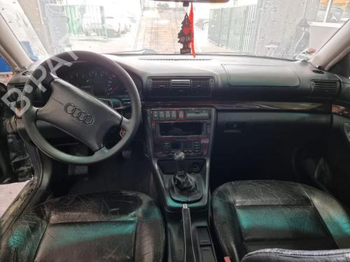 Vindusheismotor venstre foran AUDI A4 B5 (8D2) 1.8 | BP13656369E21 