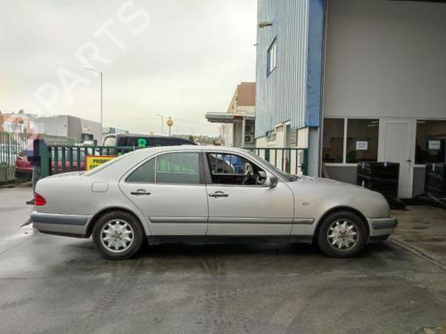 Højre solskærm MERCEDES-BENZ E-CLASS (W210) E 220 D (210.004) | BP22423151I2 