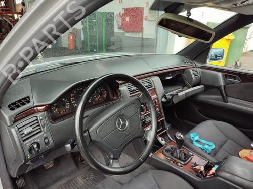 Højre solskærm MERCEDES-BENZ E-CLASS (W210) E 220 D (210.004) | BP22423151I2 