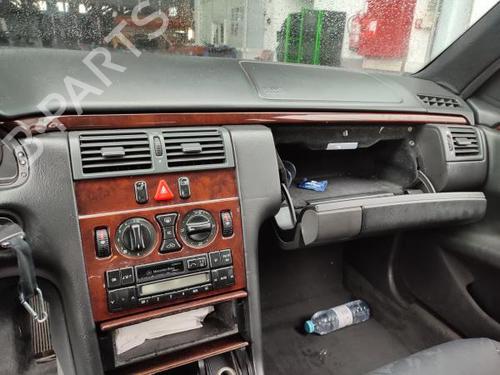 Højre solskærm MERCEDES-BENZ E-CLASS (W210) E 220 D (210.004) | BP22423151I2 
