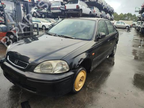 Pièces Détachées Usagées HONDA CIVIC VI Saloon (EJ, EK, SO) 1.5 i (EK3) (114 hp) 3228175