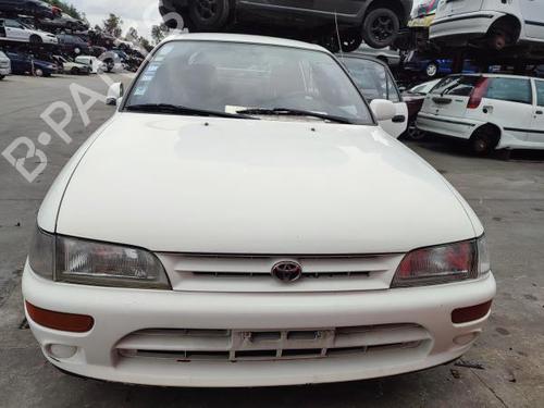 Brugte TOYOTA COROLLA (_E10_) 1.3 XLI (EE101_, EE101R) (75 hp) 3216430