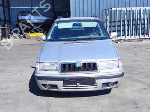Brugte SKODA FELICIA I Estate (6U5) 1.3 (68 hp) 3219319