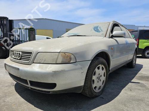 Pièces Détachées Usagées AUDI A4 B5 Avant (8D5) 1.9 TDI (90 hp) 3216704