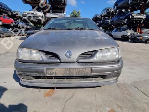 Brugte RENAULT MEGANE I Coach (DA0/1_) 1.6 e (DA0F) (90 hp) 3217678