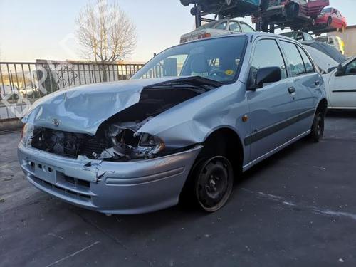 Brugte TOYOTA STARLET (_P9_) 1.3 (EP91_, EP91R) (75 hp) 3212425