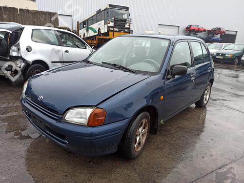 Brugte TOYOTA STARLET (_P9_) 1.3 (EP91_, EP91R) (75 hp) 3214011
