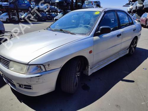 Brugte MITSUBISHI LANCER VI (CJ_, CP_) 1.3 12V (CK1A) (75 hp) 3217296