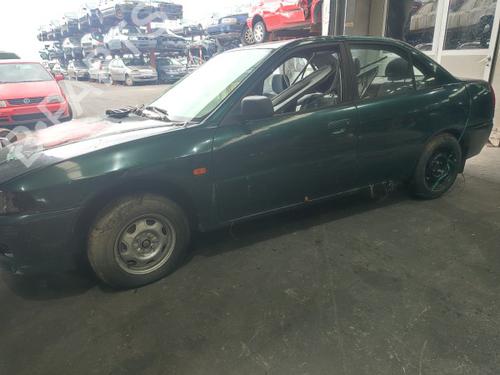 Brugte MITSUBISHI LANCER VI (CJ_, CP_) 1.3 12V (CK1A) (75 hp) 3227628