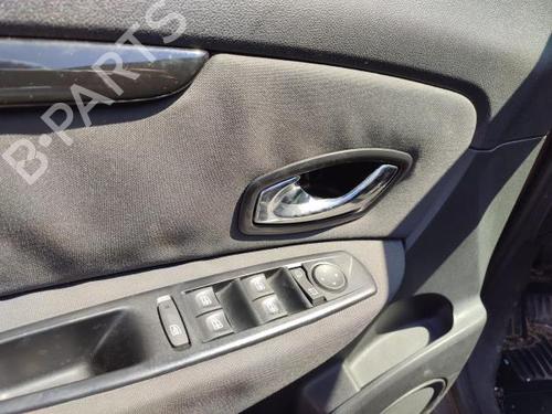 Charnière/Limiteur de porte RENAULT GRAND SCÉNIC III (JZ0/1_) 1.5 dCi (JZ09, JZ0D, JZ10, JZ14, JZ1G, JZ29, JZ2C) | BP19287178C146 