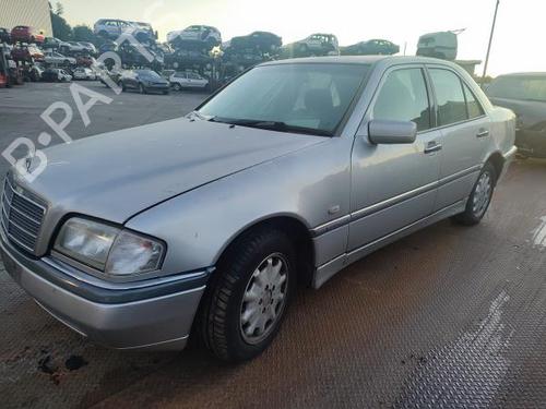 Used Parts MERCEDES-BENZ C-CLASS (W202) C 200 D (202.122) 3218122