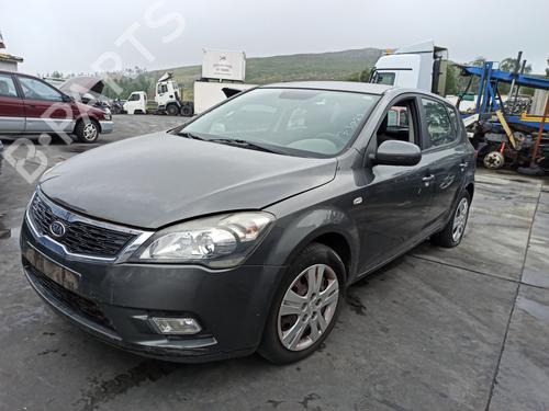 Teile für KIA CEE'D Hatchback (ED) 1.4 CVVT (90 hp) 3212879 
