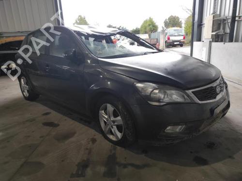 Klamka zewnętrzna drzwi przednich lewych KIA CEE'D Hatchback (ED) 1.4 CVVT | BP10377854C128 