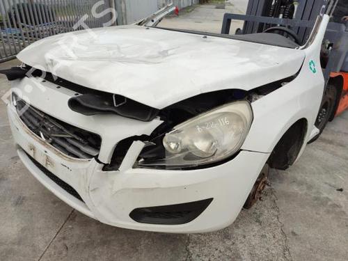 Brugte VOLVO V60 I (155) D3 / D4 (163 hp) 3218711