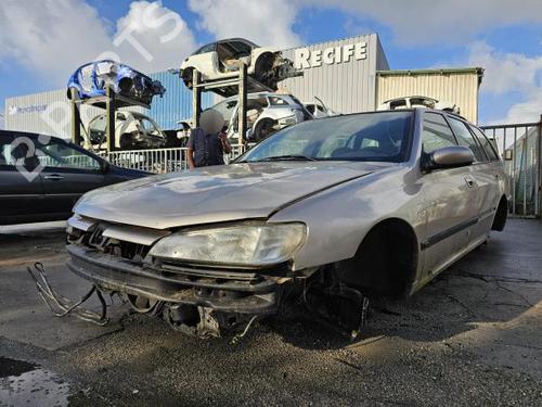 Pièces Détachées Usagées PEUGEOT 406 Break (8E/F) 2.1 TD 12V (109 hp) 3229530