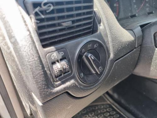 Venstre bak utvendig håndtak VW GOLF IV (1J1) 1.4 16V | BP11975852C130 