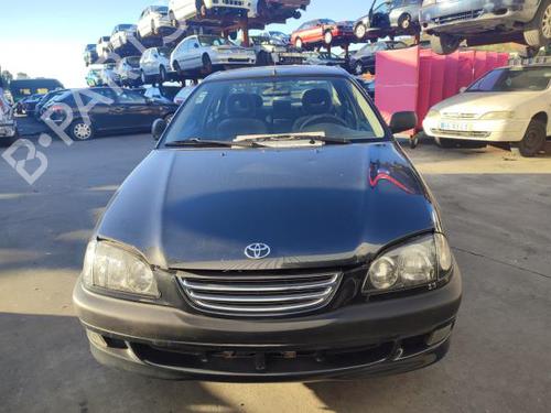 Brugte TOYOTA AVENSIS (_T22_) 1.6 i (AT220_, AT220R) (110 hp) 3219864
