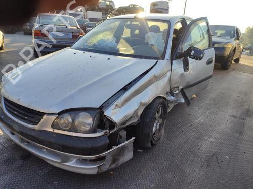 Brugte TOYOTA AVENSIS (_T22_) 2.0 TD (CT220_, CT220R) (90 hp) 3220193
