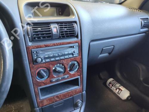 Left front window switch OPEL ASTRA G Estate (T98) 1.8 16V (F35) | BP24823241I27 