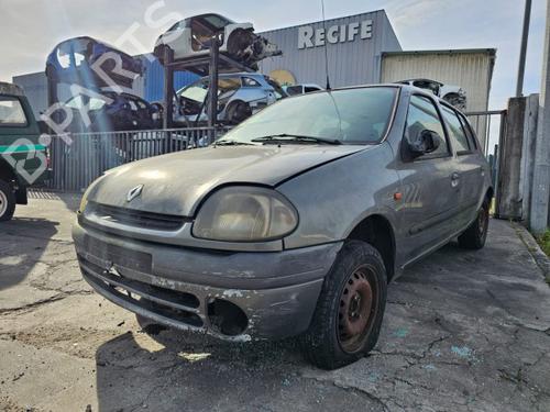 Brugte RENAULT CLIO II (BB_, CB_) 1.9 D (B/CB0E, BB0J) (64 hp) 3220489