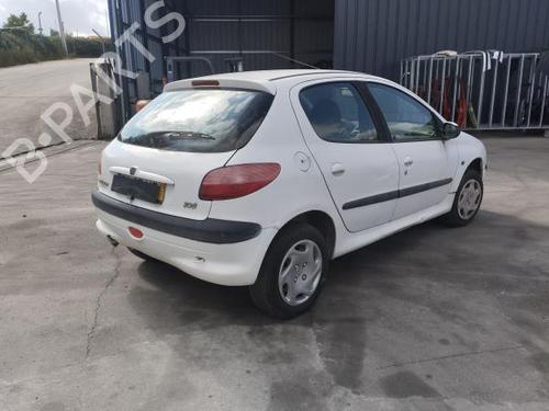 Scheinwerfer rechts PEUGEOT 206 Hatchback (2A/C) 1.1 i | BP24030608C29 