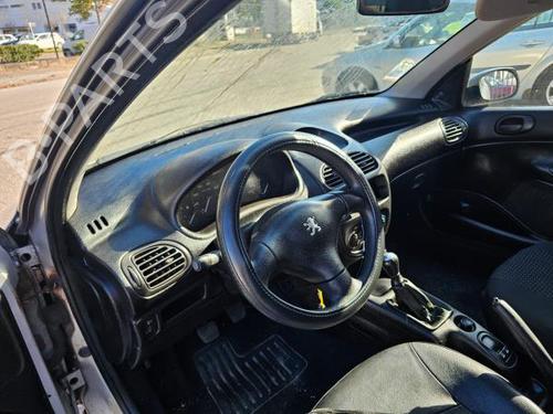 Entlüftung PEUGEOT 206 Hatchback (2A/C) 1.1 i | BP21726576I21 