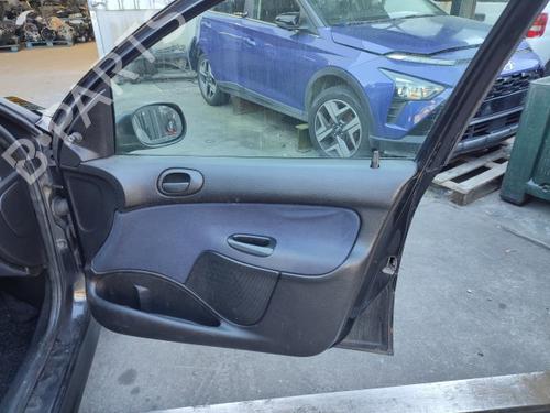 Bakluke CC/Kombi-Kupé PEUGEOT 206 Hatchback (2A/C) 1.1 i | BP30734114C6