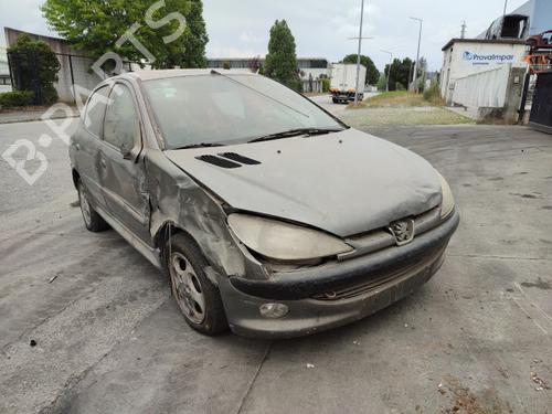 Injection rail PEUGEOT 206 Hatchback (2A/C) 1.1 i | BP31322947M98 