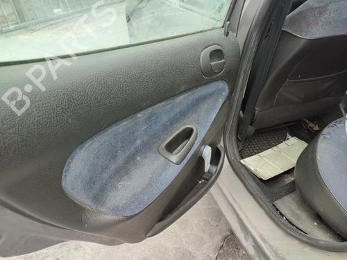 Injection rail PEUGEOT 206 Hatchback (2A/C) 1.1 i | BP31322947M98 