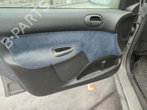 Injection rail PEUGEOT 206 Hatchback (2A/C) 1.1 i | BP31322947M98 