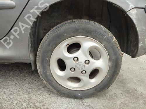 Injection rail PEUGEOT 206 Hatchback (2A/C) 1.1 i | BP31322947M98 