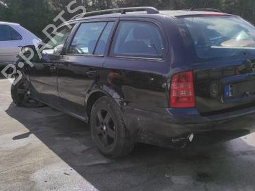 Høyre foran utvendig håndtak SKODA OCTAVIA I Combi (1U5) 1.9 TDI | BP23528810C129 