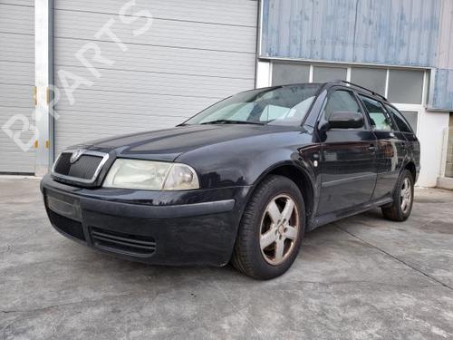 Recambios SKODA OCTAVIA I Combi (1U5) 1.9 TDI (110 hp) 3215842