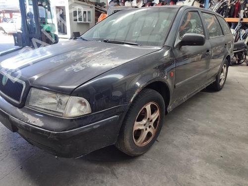 Recambios SKODA OCTAVIA I Combi (1U5) 1.9 TDI (110 hp) 3217142