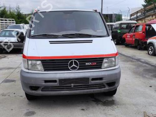 Right front indicator MERCEDES-BENZ VITO Bus (W638) 112 CDI 2.2 (638.194) | BP16247134C33 
