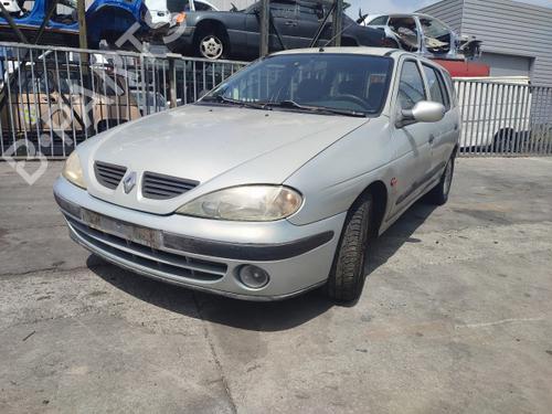 Used Parts RENAULT MEGANE I Grandtour (KA0/1_) 1.4 16V (KA0D, KA1H, KA0W, KA10) (95 hp) 3230615