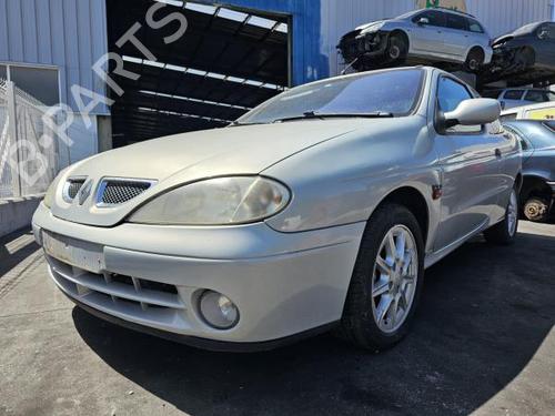 Brugte RENAULT MEGANE I Coach (DA0/1_) 1.4 16V (DA0D, DA1H, DA0W, DA10) (95 hp) 3217275