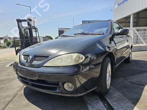 Brugte RENAULT MEGANE I Coach (DA0/1_) 1.4 16V (DA0D, DA1H, DA0W, DA10) (95 hp) 3216725