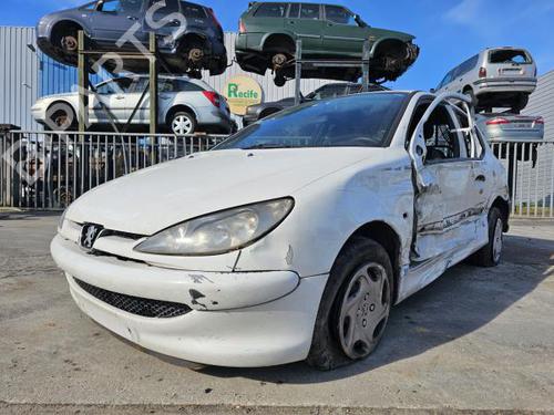 Used Parts PEUGEOT 206 Van 1.4 HDi (68 hp) 3218429