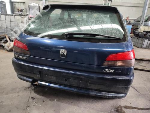 Interior roof light PEUGEOT 306 Hatchback (7A, 7C, N3, N5) 2.0 HDI 90 | BP31667744I8