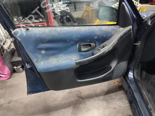 Interior roof light PEUGEOT 306 Hatchback (7A, 7C, N3, N5) 2.0 HDI 90 | BP31667744I8