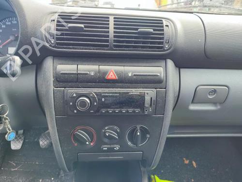 Fensterheberschalter links vorne SEAT LEON (1M1) 1.6 | BP16252751I27 