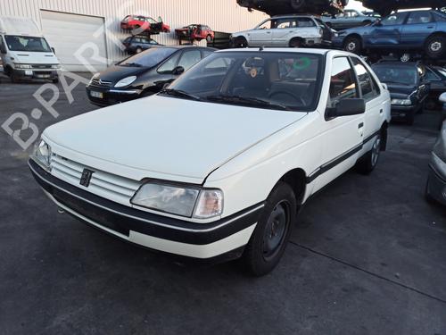 Used Parts PEUGEOT 405 I (15B) 1.4 (64 hp) 3213898