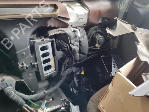 Front right interior door handle VW POLO (6N2) 1.4 TDI | BP25979468I14 