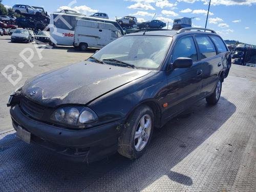 Brugte TOYOTA AVENSIS Estate (_T22_) 2.0 D-4D (CDT220_, CDT220R) (110 hp) 3217407