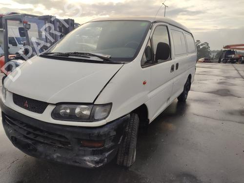 Teile für MITSUBISHI L400 Bus (PD_W, PC_W, PA_V, PB_V, PA_W) 2500 TD (PA5W) (87 hp) 3228824 